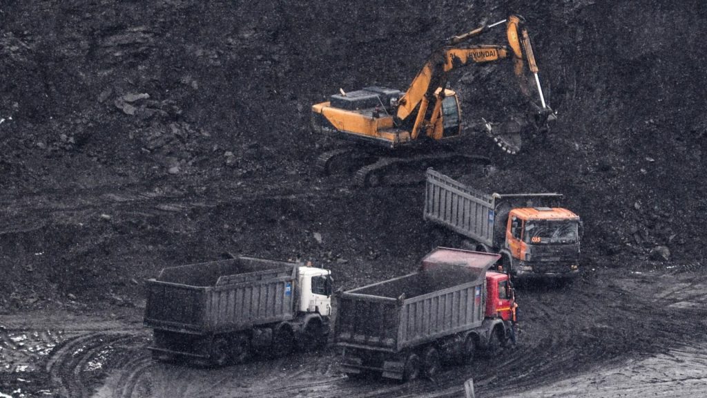 Добыча угля в России